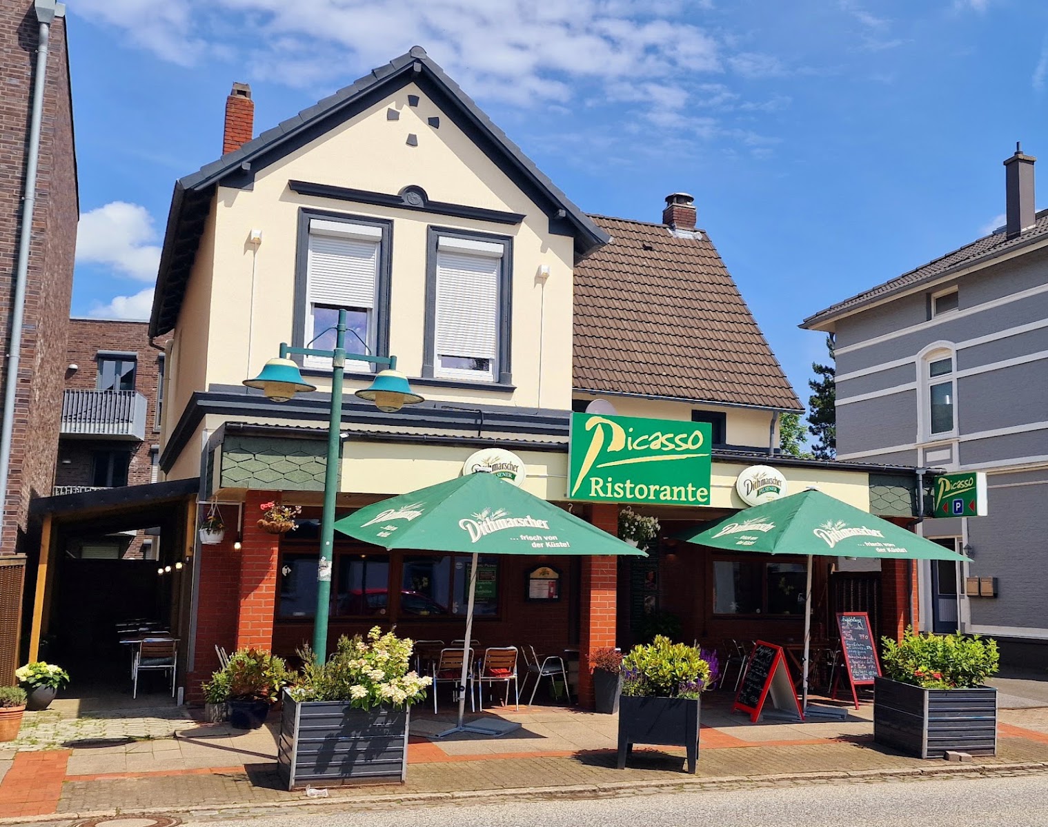 Außenansicht des Ristorante Picasso in Brunsbüttel